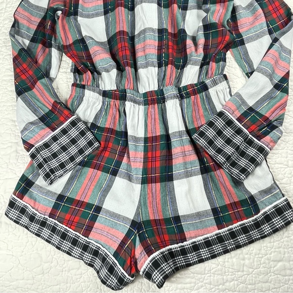 🔥NWOT Victoria’s Secret Plaid Red Green White Flannel Pajama Romper Women Sz S - Picture 3 of 16